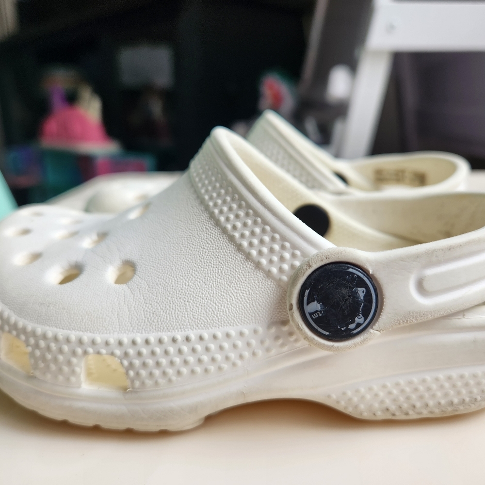 Crocs - Picture 3 of 9